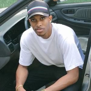 Meet your Posher, Linzie